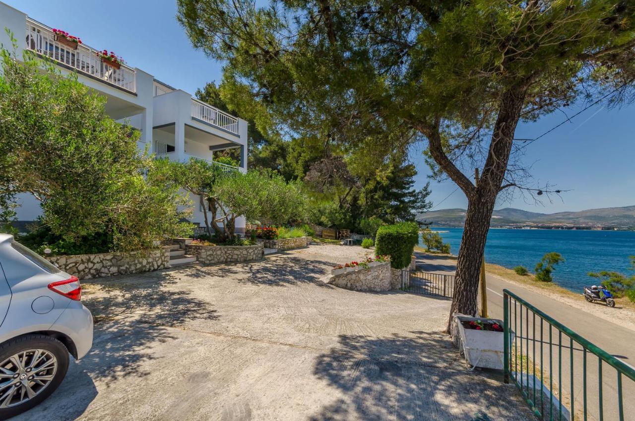 Apartments Dragica Slatine Exterior photo