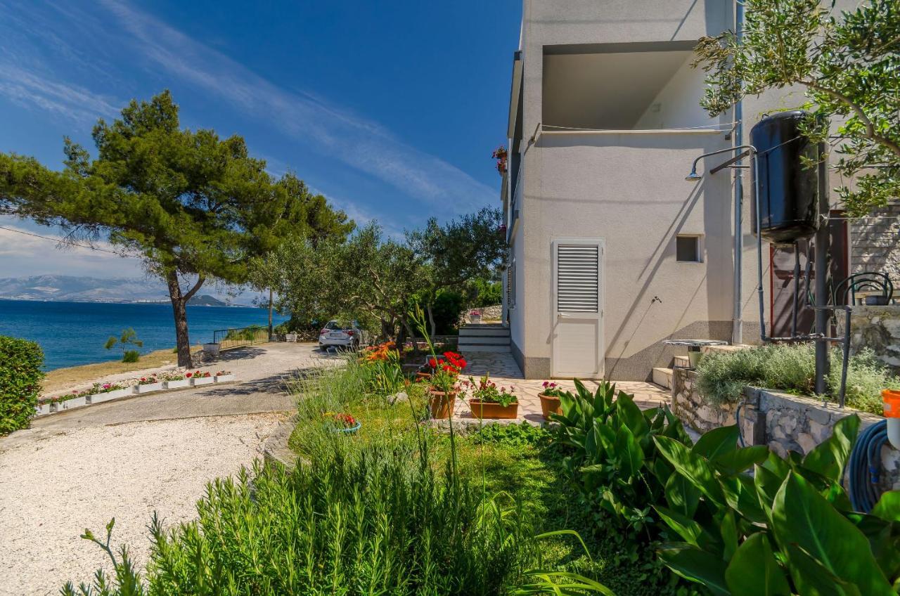 Apartments Dragica Slatine Exterior photo